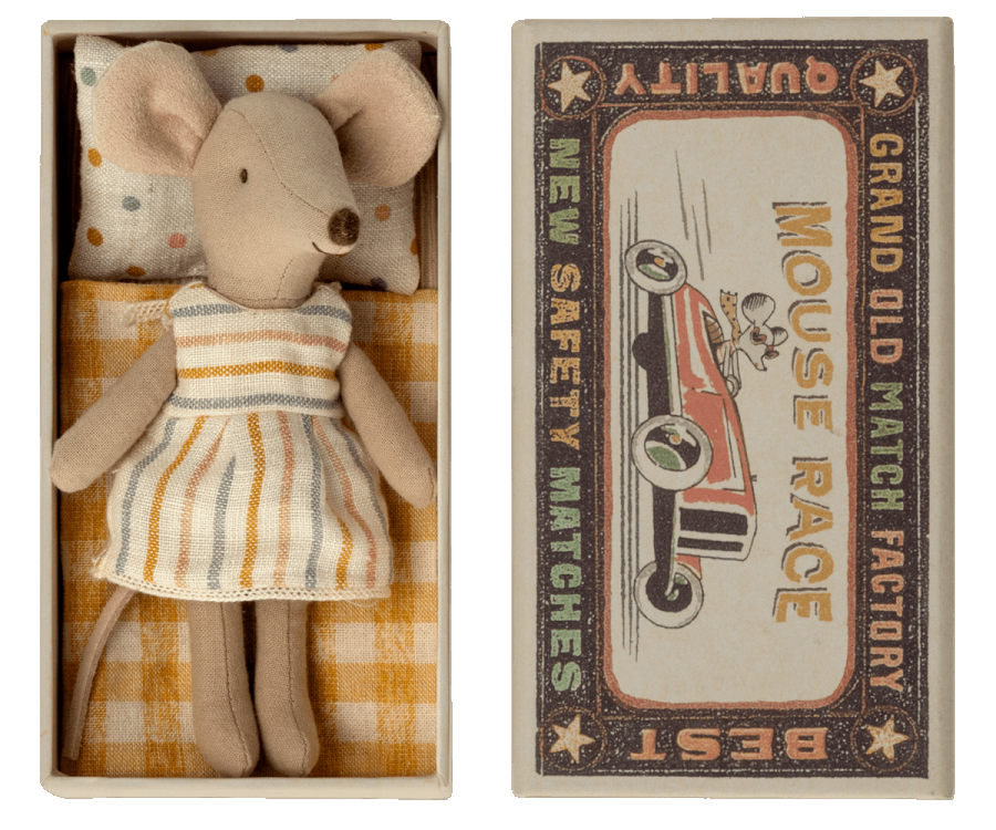 
                
                    Load image into Gallery viewer, Big Sister Mouse in Matchbox
                
            