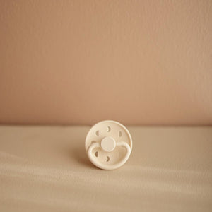 
                
                    Load image into Gallery viewer, FRIGG Moon Phase Natural Rubber Pacifier Size 1 | 0-6 Months | 1PC - Cream
                
            