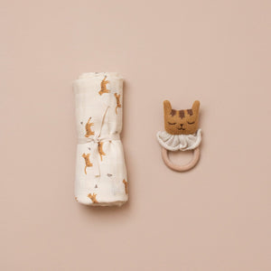 
                
                    Load image into Gallery viewer, Tiger Teething Ring by Main Sauvage
                
            