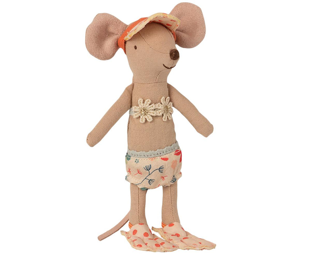 Maileg Beach Mice | Big Sister in Beach Hut
