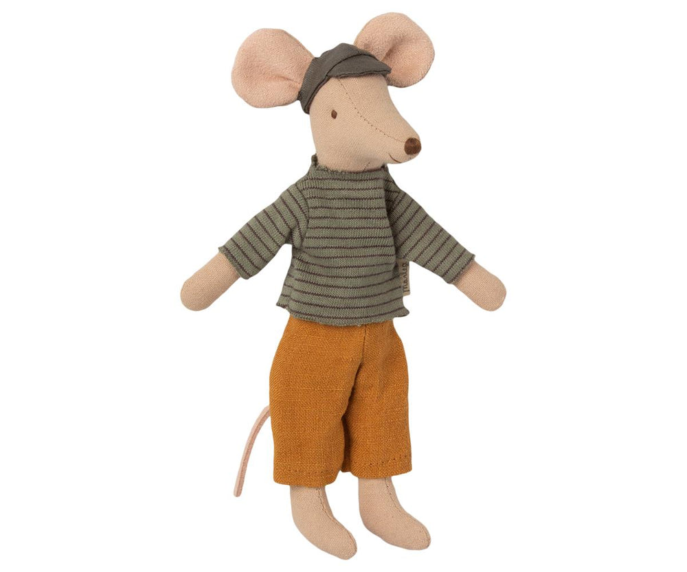 
                
                    Load image into Gallery viewer, Maileg Clothes for Dad Mouse
                
            