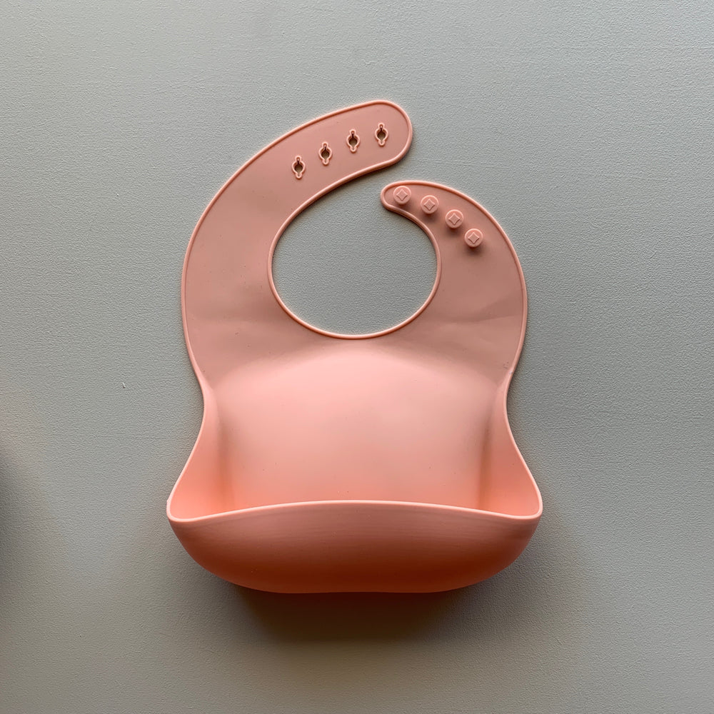 Solid Silicone Bib in Melon by Rommer