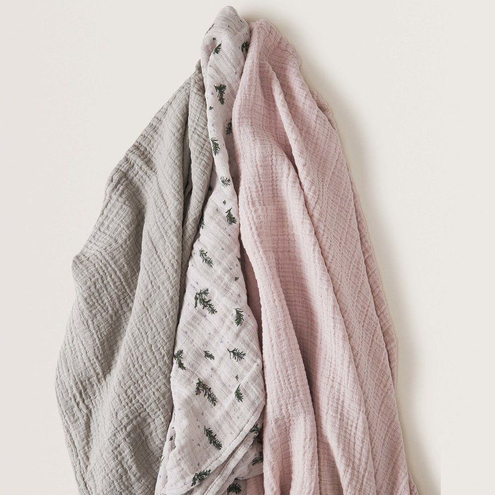 
                
                    Load image into Gallery viewer, Garbo&amp;amp;Friends Muslin Swaddle Blanket | Rosemary
                
            