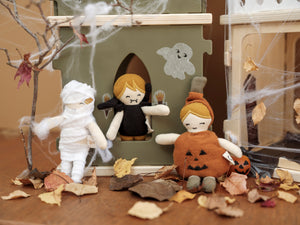 
                
                    Load image into Gallery viewer, Halloween Pocket Friend | Little Pumpkin
                
            