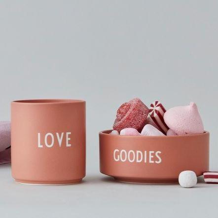 
                
                    Load image into Gallery viewer, Porcelain Snack Bowl | Goodies
                
            